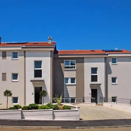 Daska Apartmani Njivice Exterior foto