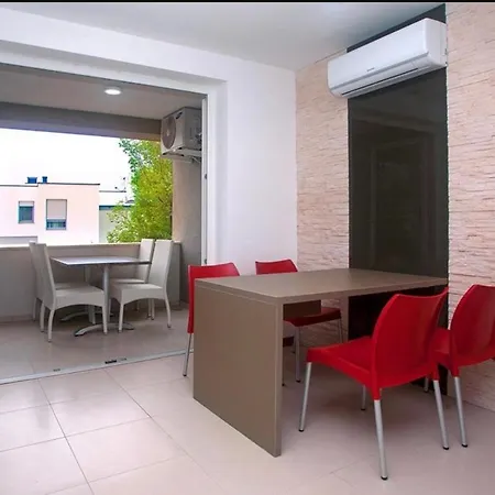 Daska Apartmani Njivice Exterior foto
