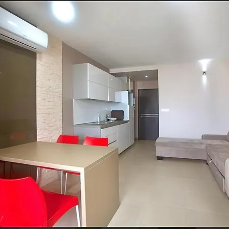 Daska Apartmani Njivice Exterior foto