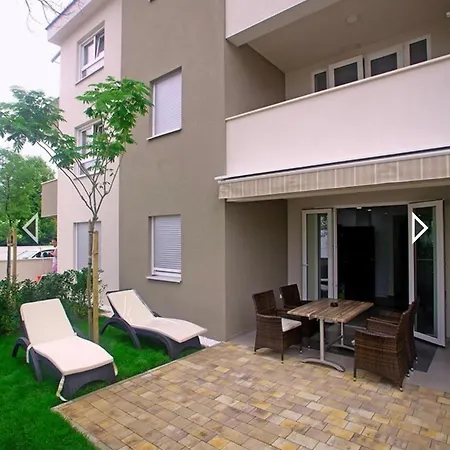 Daska Apartmani Njivice Exterior foto