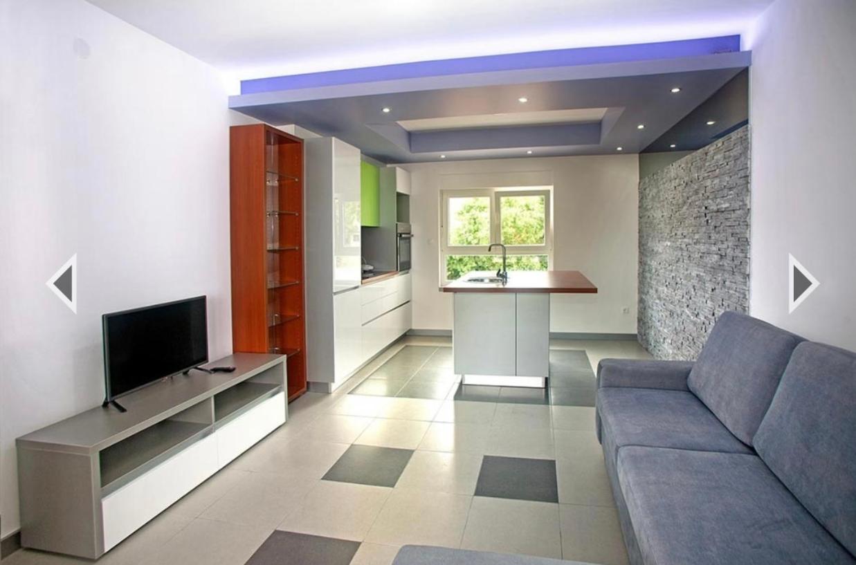 Daska Apartment *